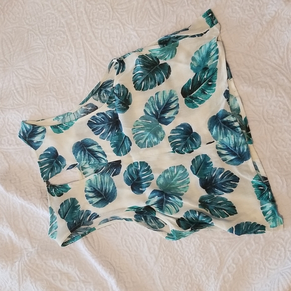 Tropical Tank - Picture 3 of 4